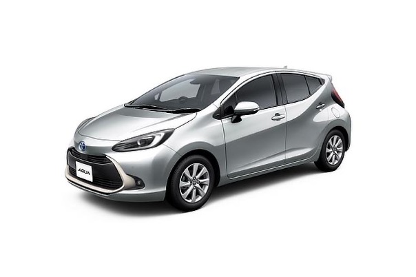Toyota Aqua 15A Hybrid STYLE